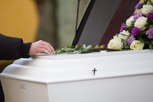 Accesorios que marcan la diferencia en servicios funerarios